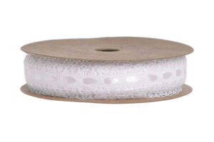5be5cab4bd16f.jpg Mežģīņu lenta 1,5cm x10y / 100-353